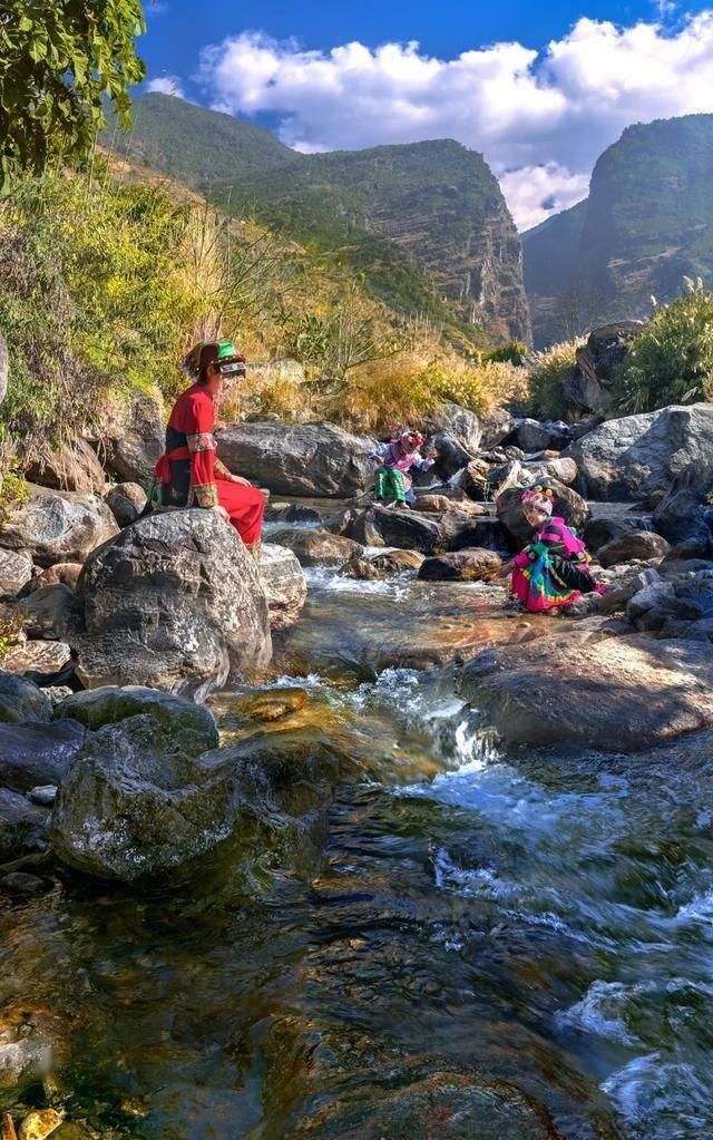 《郎心如铁》方晓欣，从清纯女孩到冷艳美人的转变，她经历了太多